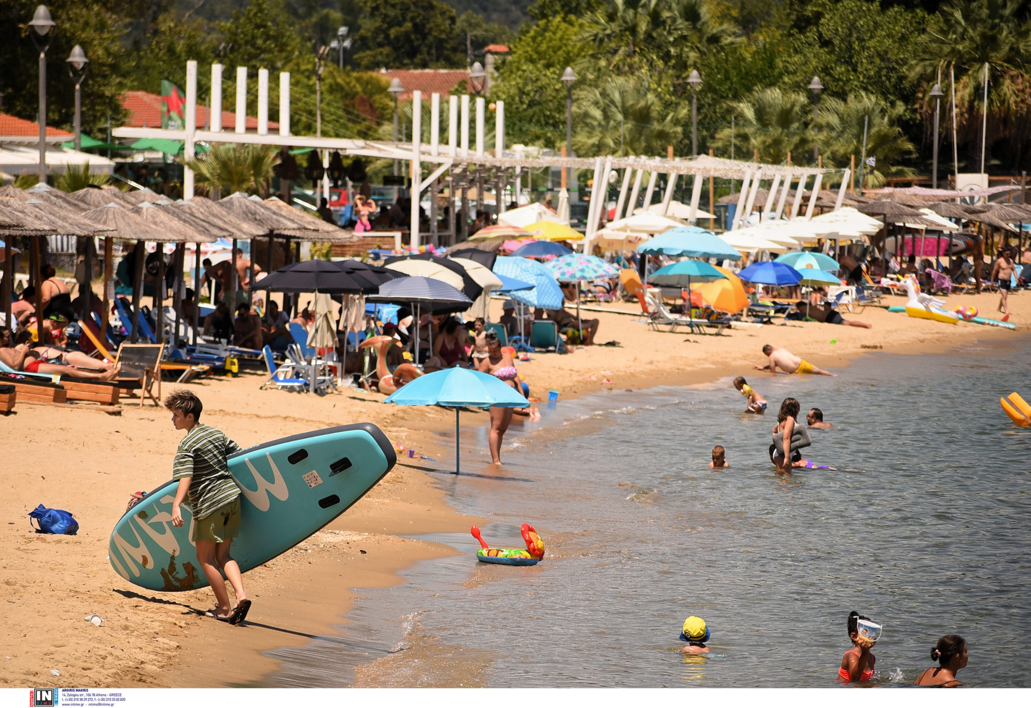 Καιρός Καύσωνας παραλία