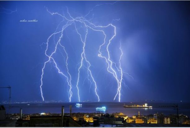 Θεσσαλονίκη- καταιγίδα- κεραυνοί