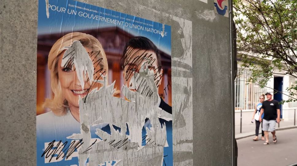 Γαλλία: Πώς διείσδυσε η ακροδεξιά στις κοινωνικές και επαγγελματικές τάξεις – Έρευνα της OpinionWay