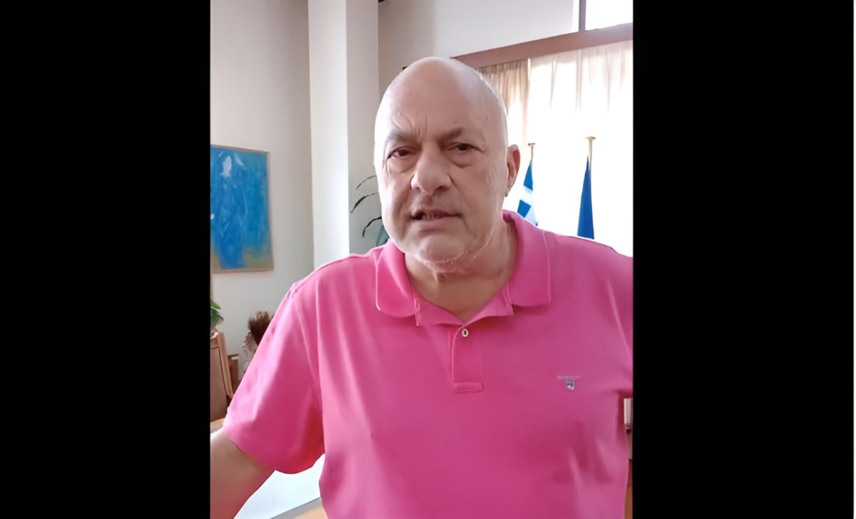 Αχιλλέας Μπέος για ΠΑΣΟΚ: «Αποφάσισα να κατέβω και εγώ για πρόεδρος – Ας μπούμε καμιά δεκαριά μπας και βρούμε προκοπή»