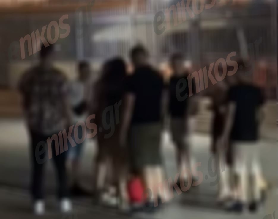 Πειραιάς: Προφυλακίστηκε η 16χρονη που μαχαίρωσε 19χρονη έξω από κλαμπ – Ελεύθερος υπό όρους 20χρονος συνεργός