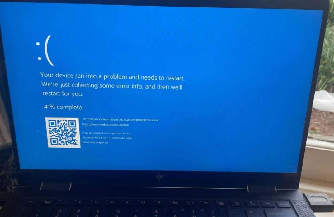Παγκόσμιο μπλακ άουτ σε πληροφοριακά συστήματα λόγω σφάλματος στα Windows – Προβλήματα σε τράπεζες, αεροπορικές εταιρείες και μέσα ενημέρωσης
