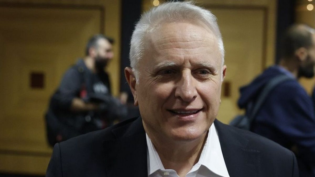 Γιάννης Ραγκούσης: Διαψεύδει συνάντηση με Δούκα και Θεοχαρόπουλο – «Παρακολουθώ τον αγώνα Αυστρία-Τουρκία»