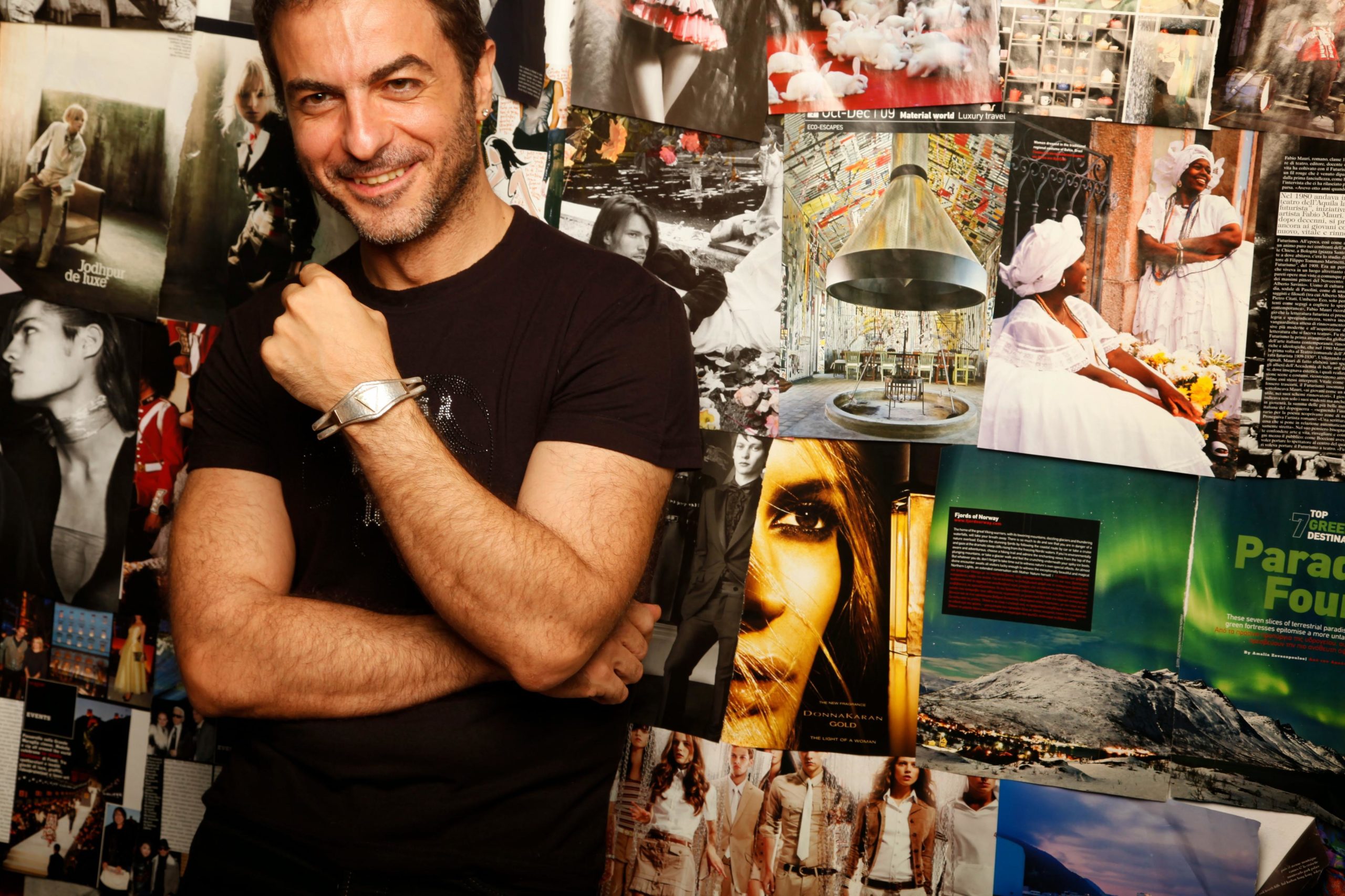 Ο Νεκτάριος Σφυράκης στο enikos.gr: «Το πιο μάγκικο ζεϊμπέκικο που έχω δει, το χόρευε ένας φαν μου σε αναπηρικό καροτσάκι – Τραγουδούσα και έτρεχαν δάκρυα»