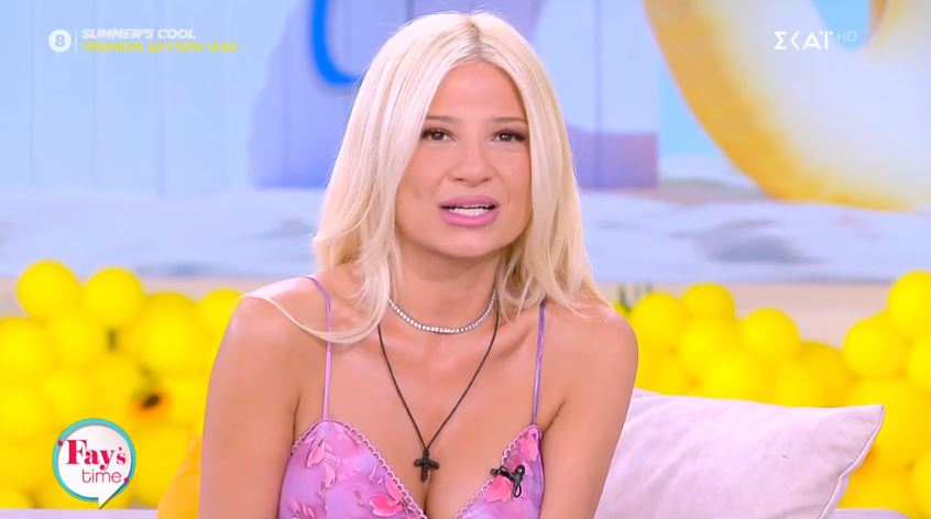 Φαίη Σκορδά: Συγκίνηση στο «αντίο» από τον αέρα του ΣΚΑΪ – «Εμείς όλο κάτι γίνεται και τα ξαναλέμε»