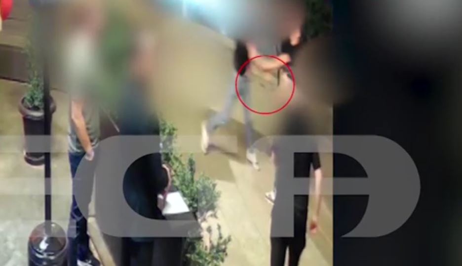 Μαρούσι: Καρέ καρέ η δολοφονία του 23χρονου έξω από νυχτερινό κέντρο – «Ο θανών είναι αυτός που δέχθηκε την επίθεση, όχι το αντίθετο»