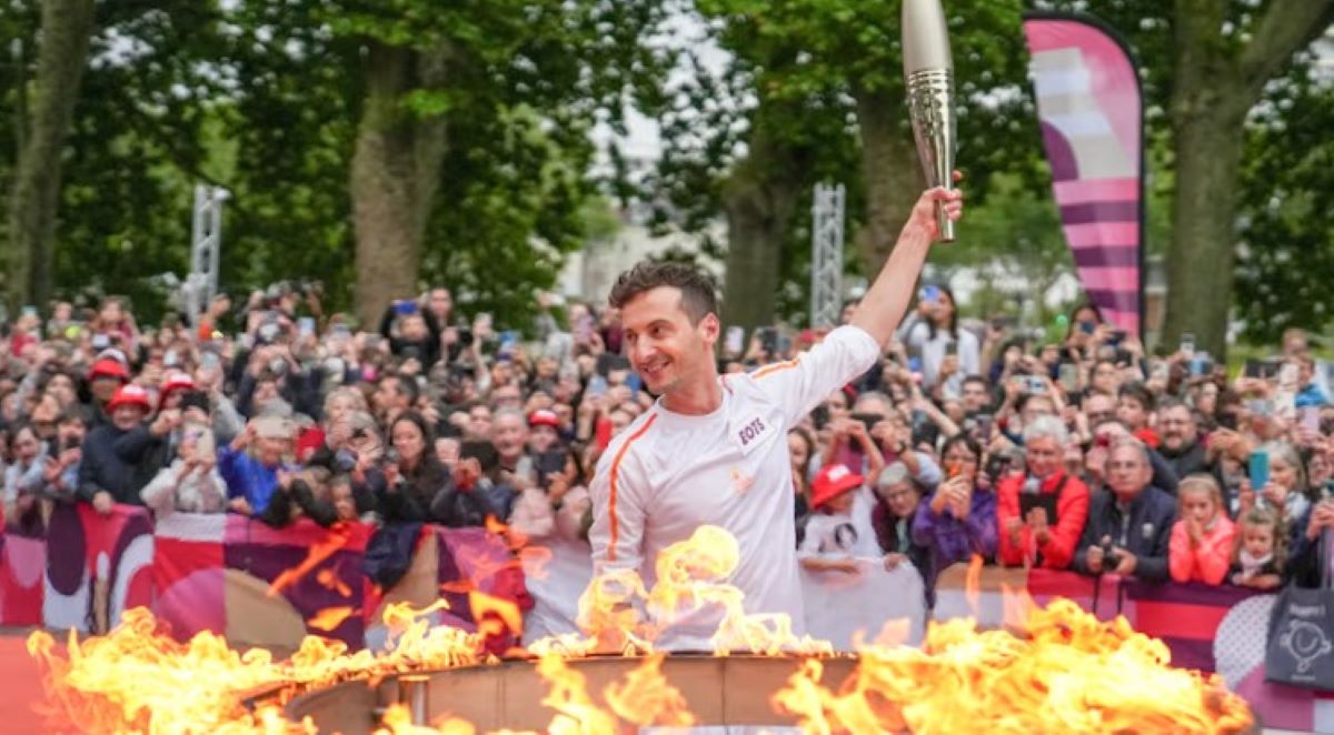 Ο καλλιτεχνικός διευθυντής της τελετής έναρξης των Ολυμπιακών Αγώνων στο Παρίσι, Τομά Ζολί.