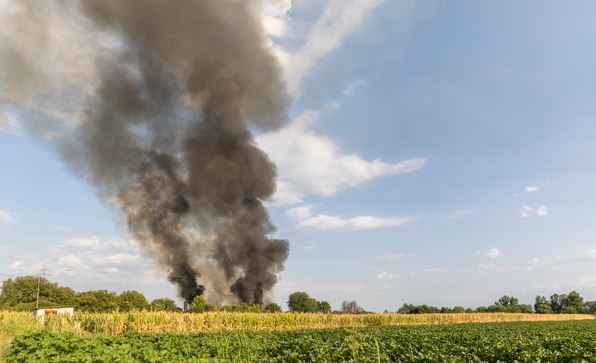 Τρίκαλα: Φωτιά και εκρήξεις σε χώρο απορριμμάτων – ΦΩΤΟ και ΒΙΝΤΕΟ