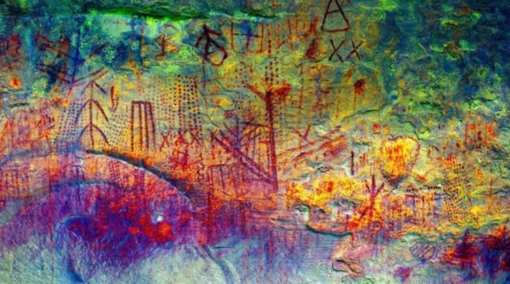 Μια εικόνα από τα έργα βραχογραφίας που βρέθηκαν στη Βενεζουέλα.