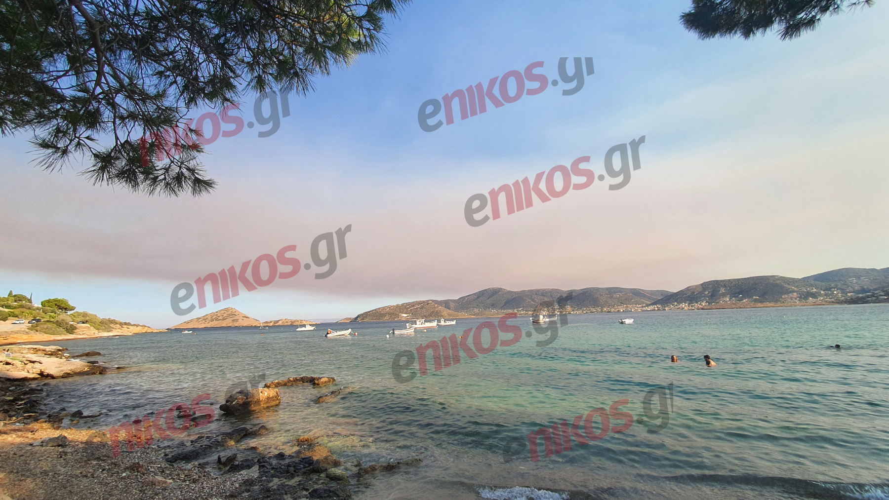 Έτσι φαίνεται η φωτιά στην Εύβοια από το Πόρτο Ράφτη – Φωτογραφίες αναγνώστη