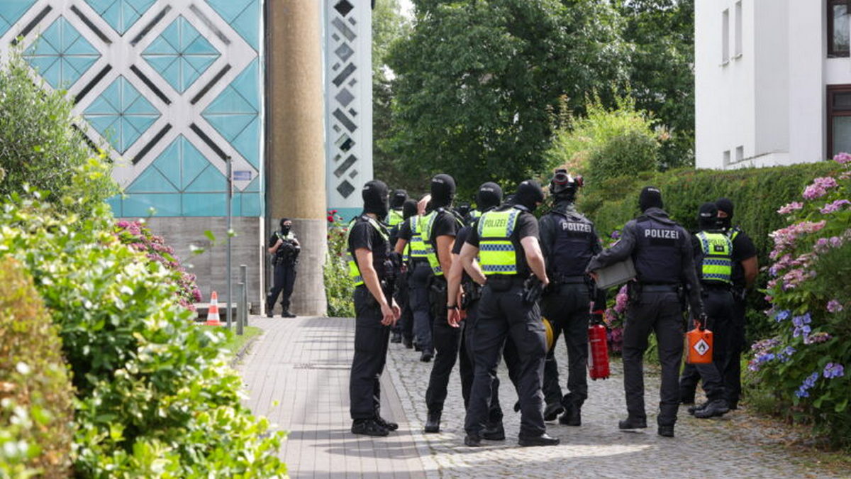 Γερμανία: Άνδρας επιτέθηκε σε διερχόμενους στη Μερς – Νεκρός από πυρά αστυνομικών