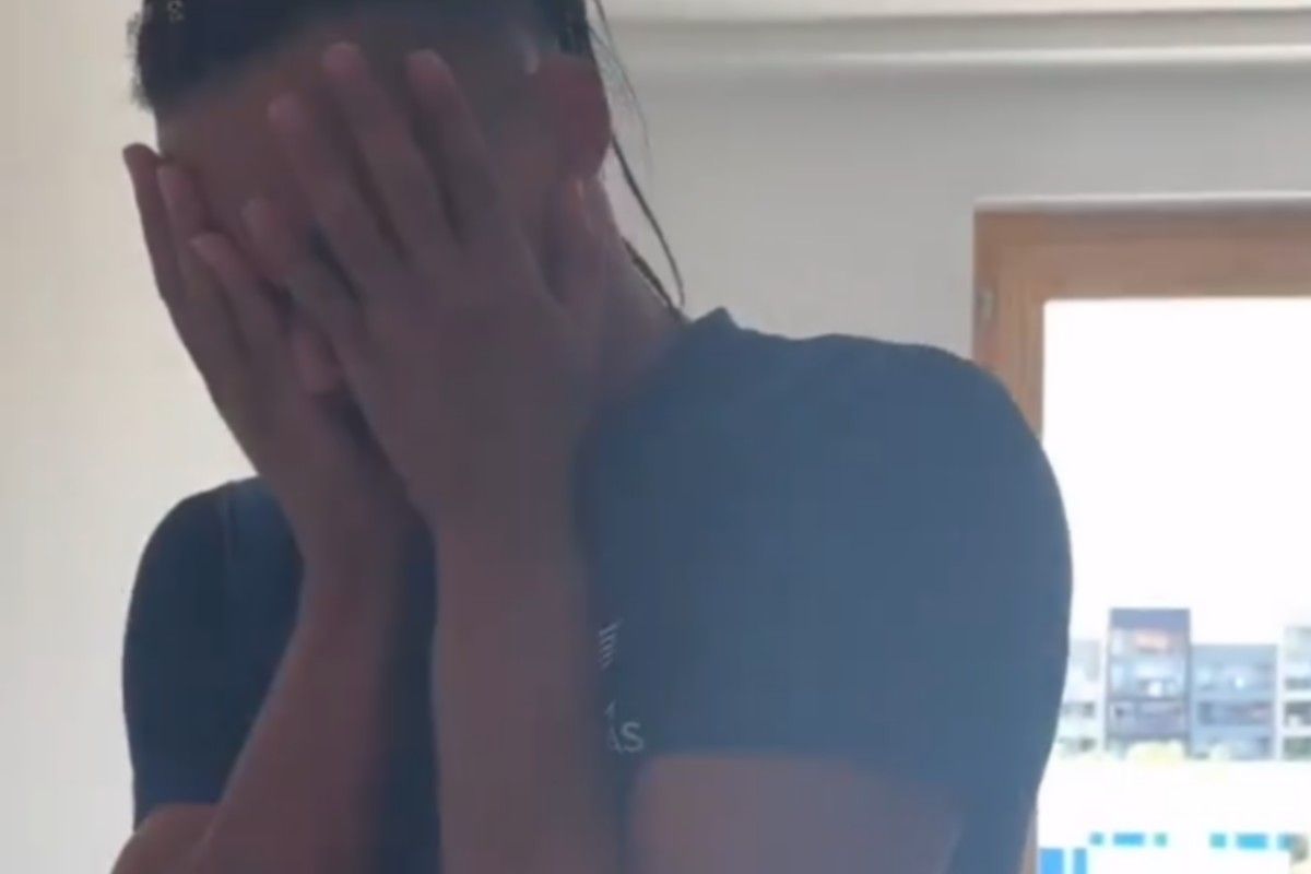 Η Κατερίνα Στεφανίδη εμψυχώνει τον Εμμανουήλ Καραλή – «Δώσε μου μία αγκαλιά, έχω πεθάνει από το άγχος» – ΒΙΝΤΕΟ