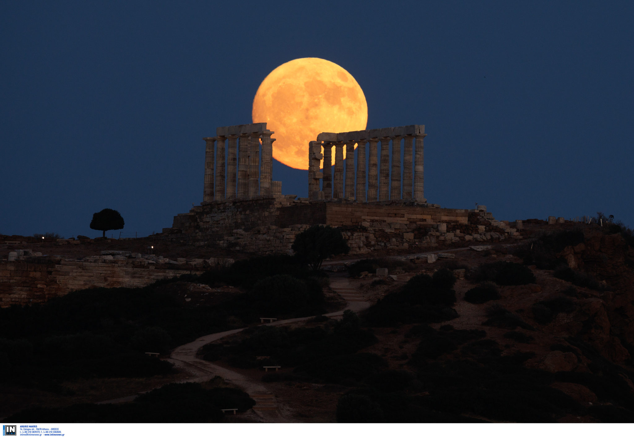 Πανσέληνος Αυγούστου