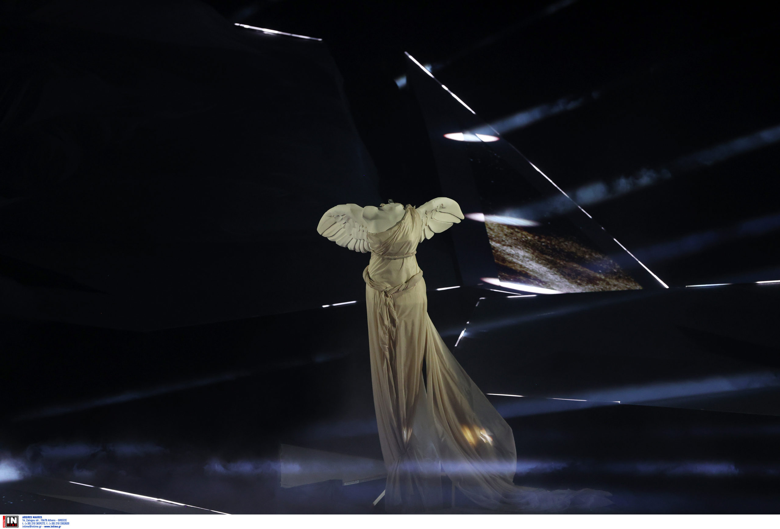 Ολυμπιακοί Αγώνες 2024 τελετή λήξης Νίκη της Σαμοθράκης