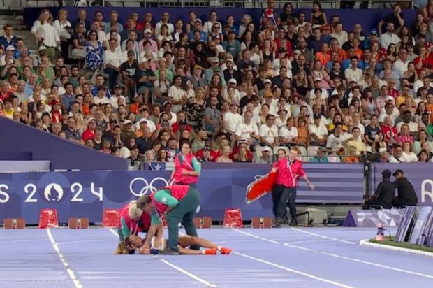 ΑΘΛΗΤΡΙΑ ΚΑΤΩ