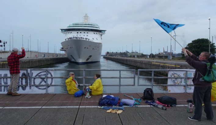 ΚΡΟΥΑΖΙΕΡΟΠΛΟΙΟ