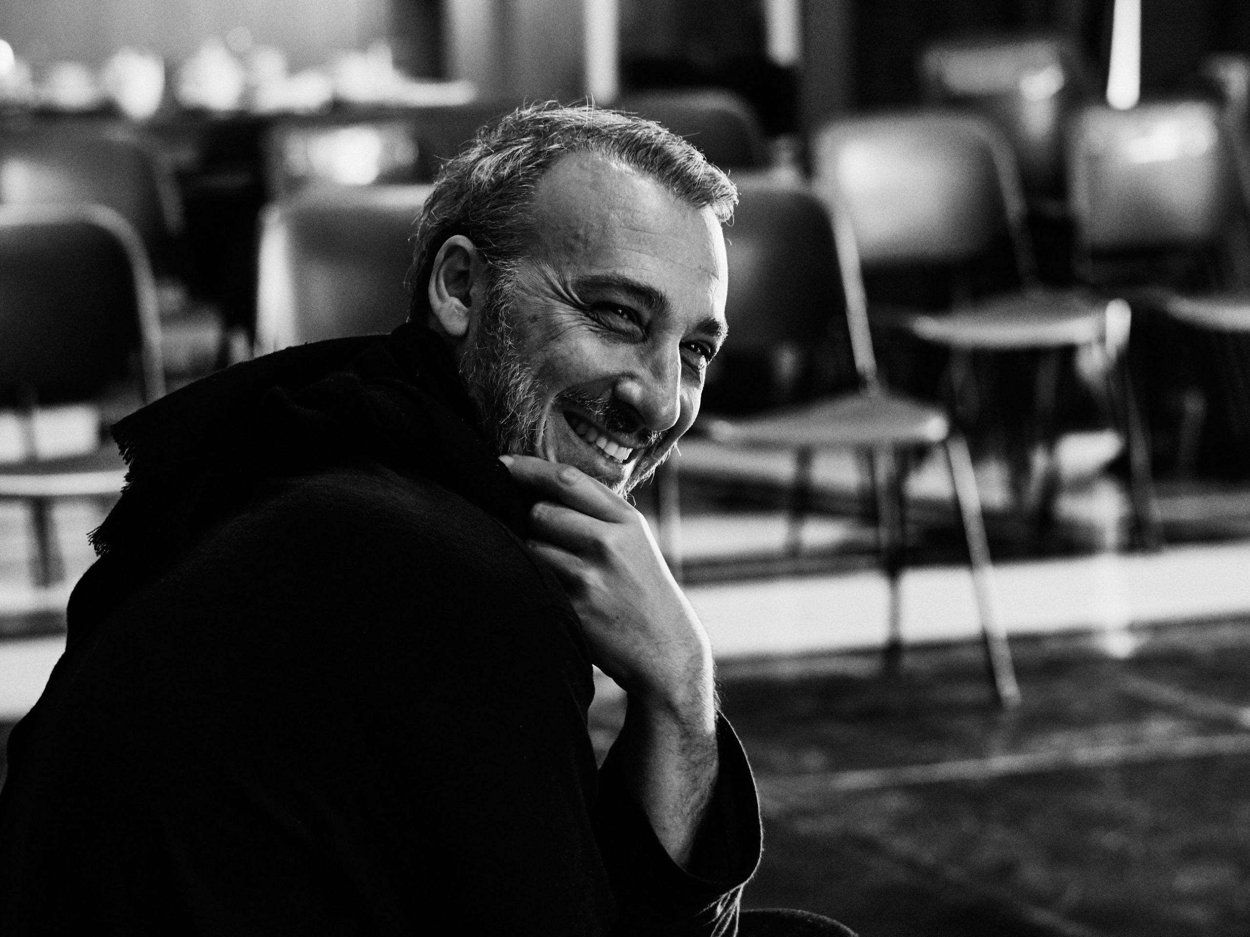 Μίνως Μάτσας: Ενώνει το ρεμπέτικο τραγούδι με το FADO το TANGO και το BLUES σε μια μοναδική συναυλία