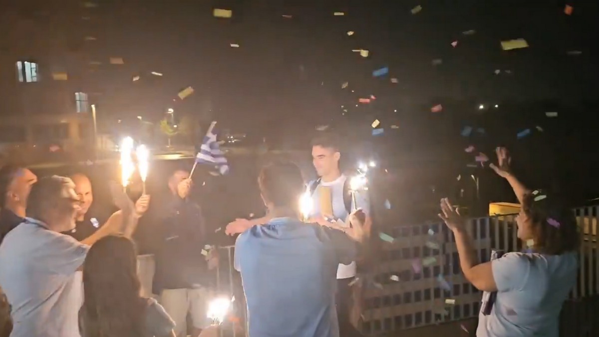 Ολυμπιακοί Αγώνες 2024: Η εντυπωσιακή υποδοχή της ελληνικής αποστολής στον Απόστολο Χρήστου – BINTEO