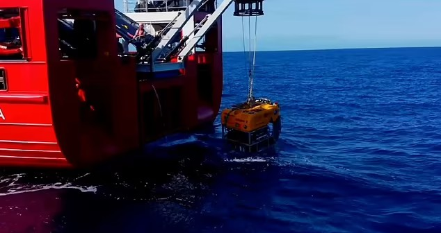 Το μη επανδρωμένο υποβρύχιο, εξερεύνησε την κατάσταση του βυθού στα 100 - 2.500 μέτρα βάθος