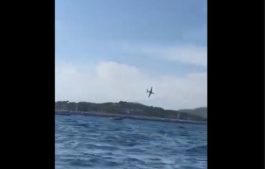 αεροπλανο πεφτει