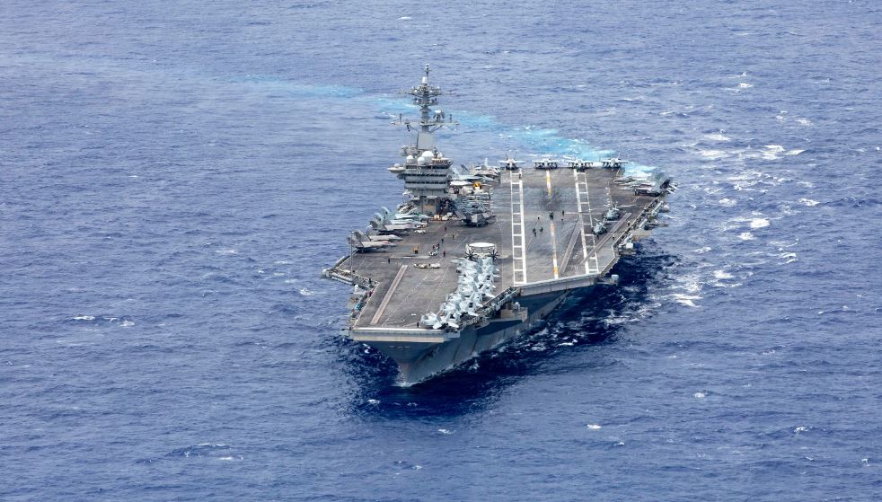 Σε «τεντωμένο σχοινί» η Μέση Ανατολή: Πολεμικές ενισχύσεις στέλνουν οι ΗΠΑ εν αναμονή αντιποίνων από το Ιράν – Οι πιθανοί στόχοι