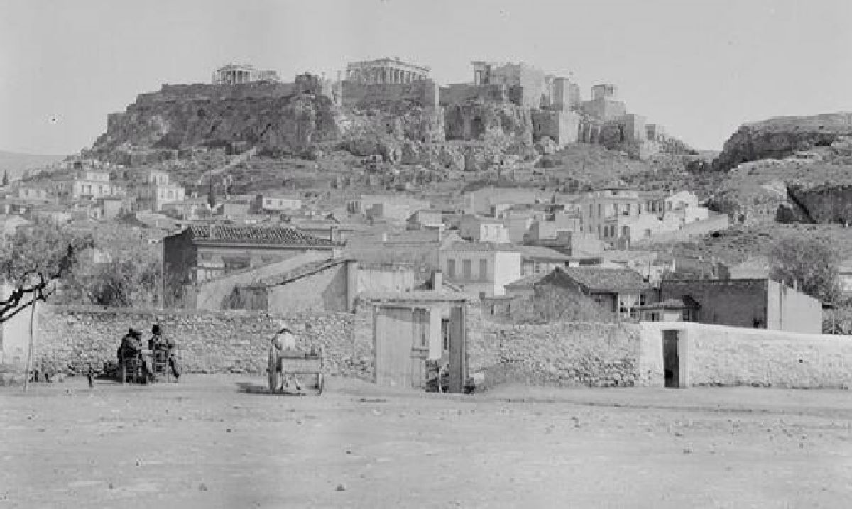 Κουίζ για την παλιά Αθήνα: Αναγνωρίζετε την συνοικία; Είναι από τις πιο γνωστές