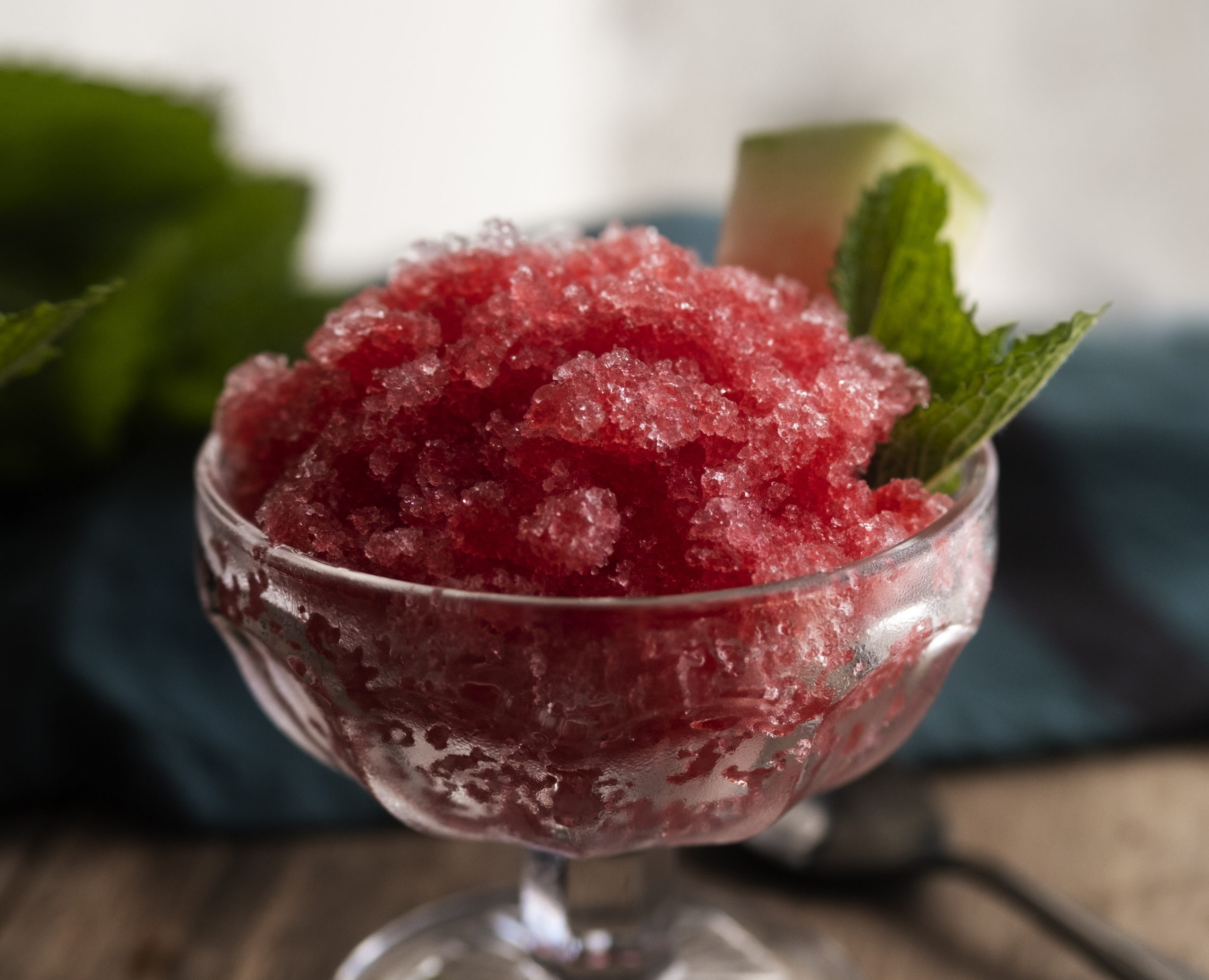 Εύκολη συνταγή για δροσερό σορμπέ κεράσι – Ιδανική επιλογή για τις ζεστές μέρες του καλοκαιριού