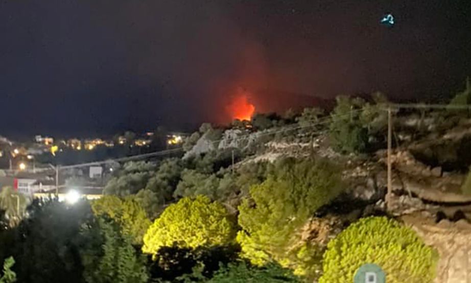 Ρόδος: Φωτιά στην περιοχή Αρχάγγελος – Άμεση η επέμβαση της πυροσβεστικής