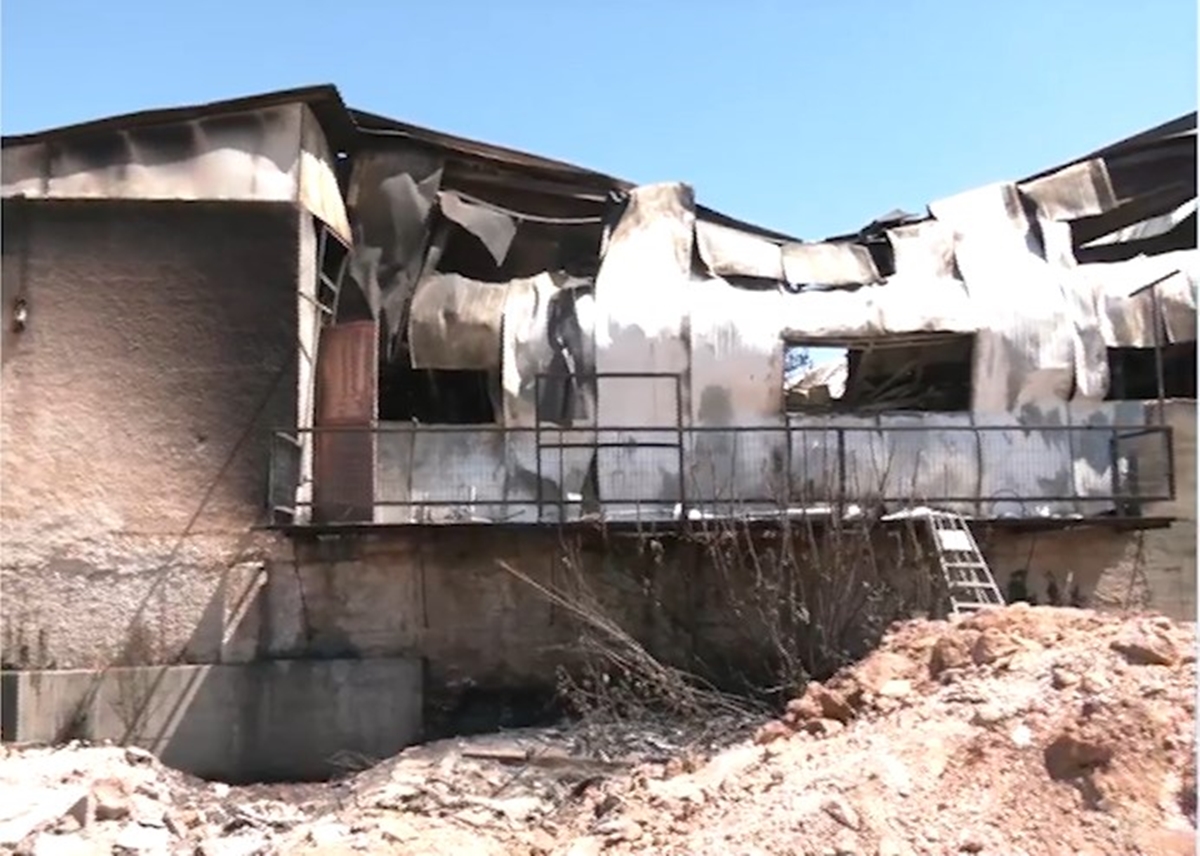 Φωτιά στην Αττική: Πώς παγιδεύτηκε στις φλόγες η άτυχη 63χρονη – «Ήταν φοβισμένη, δεν μπορούσε να πηδήξει από τόσο μεγάλο ύψος»