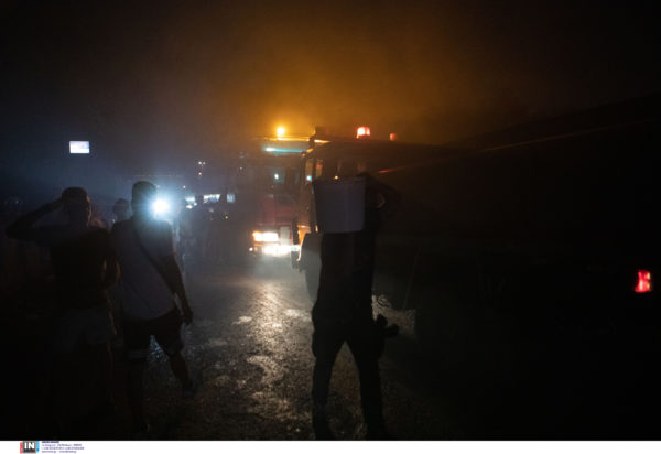 Φωτιά Αττική βράδυ