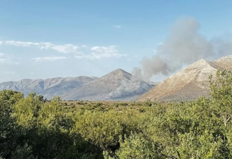 Φωτιά στη Μάνη – Σηκώθηκαν εναέρια μέσα – ΦΩΤΟ