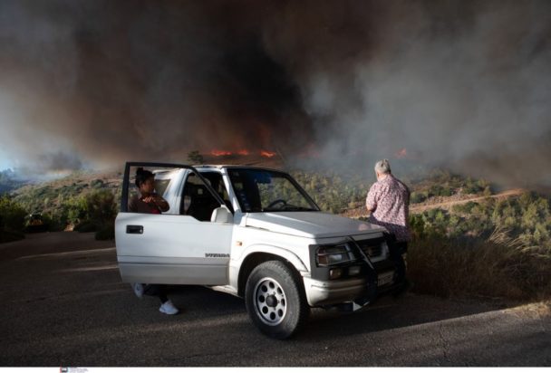 φωτιά στον Βαρνάβα