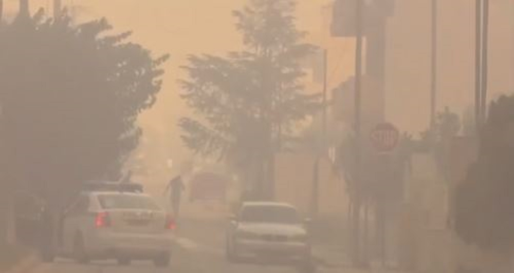 Φωτιά στην Αττική: Μάχη με τις φλόγες στα Βριλήσσια – «Πολύ άσχημη η κατάσταση – Σε 3 σημεία η πυρκαγιά» λέει ο δήμαρχος