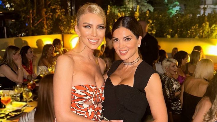 Κατερίνα Καινούργιου - Σταματίνα Τσιμτσιλή - Πάρος