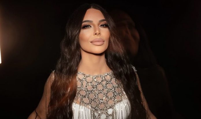 Κέλλυ Κελεκίδου