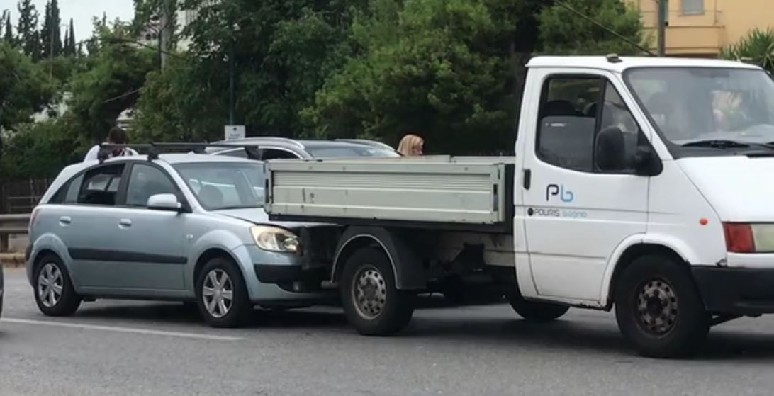 Καραμπόλα 5 οχημάτων στη Λεωφόρο Κηφισίας – ΒΙΝΤΕΟ