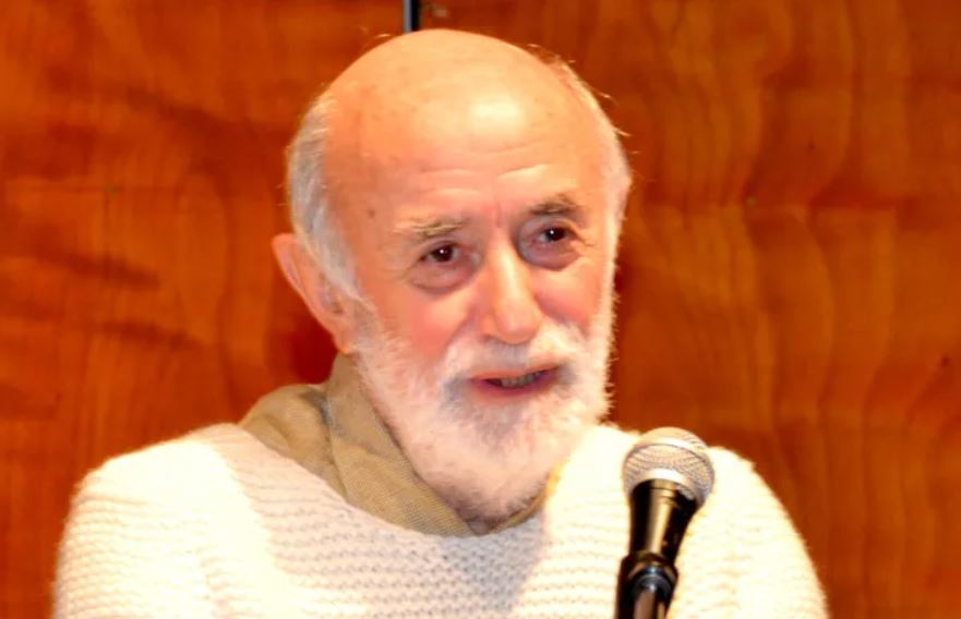 Λάκης Κουρετζής