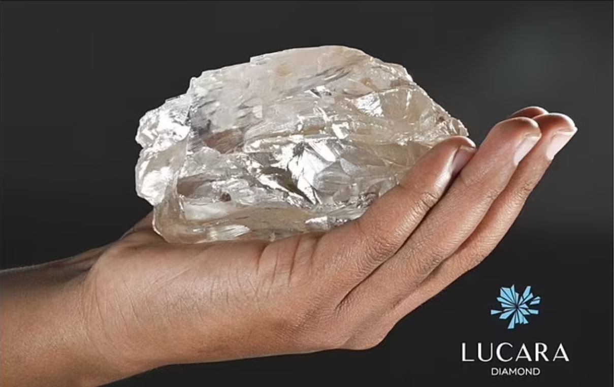 Μποτσουάνα: Εντοπίστηκε διαμάντι 2.492 καρατίων, το 2ο μεγαλύτερο του κόσμου