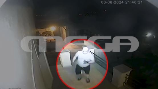 Λαύριο: Είδαν live την διάρρηξη του σπιτιού τους, ενώ διασκέδαζαν με φίλους – Καρέ καρέ οι κινήσεις των δραστών