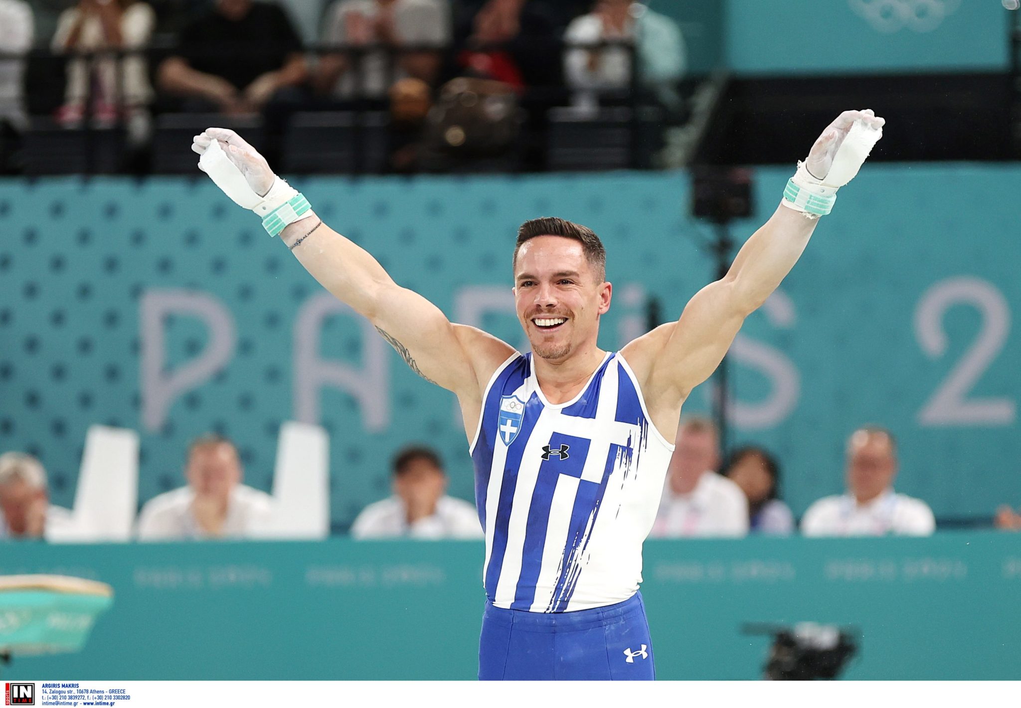 Λευτέρης Πετρούνιας - Με τις κόρες του