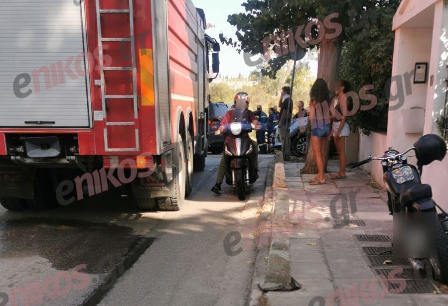 Φωτιά σε ρεματιά στο Μαρούσι – Επιχειρούν και δύο ελικόπτερα – ΦΩΤΟ και ΒΙΝΤΕΟ αναγνώστη