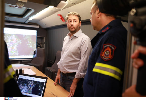 Νίκος Ανδρουλάκης Πυροσβέστες