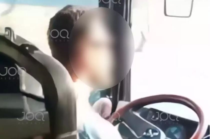 Κέρκυρα: Σε διαθεσιμότητα ο οδηγός του υπεραστικού ΚΤΕΛ που έβριζε σε έξαλλη κατάσταση