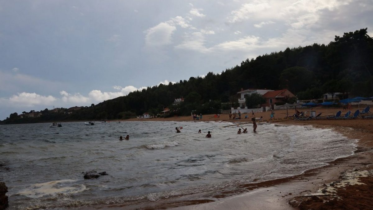 Καιρός: Πτώση της θερμοκρασίας με βροχές και καταιγίδες – Αναλυτική πρόγνωση ανά περιοχή