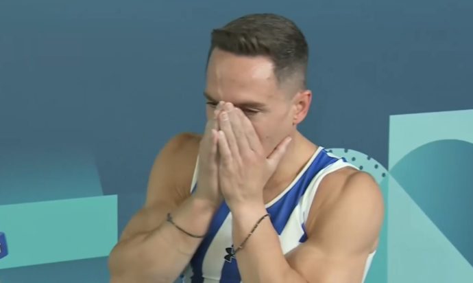 Λευτέρης Πετρούνιας