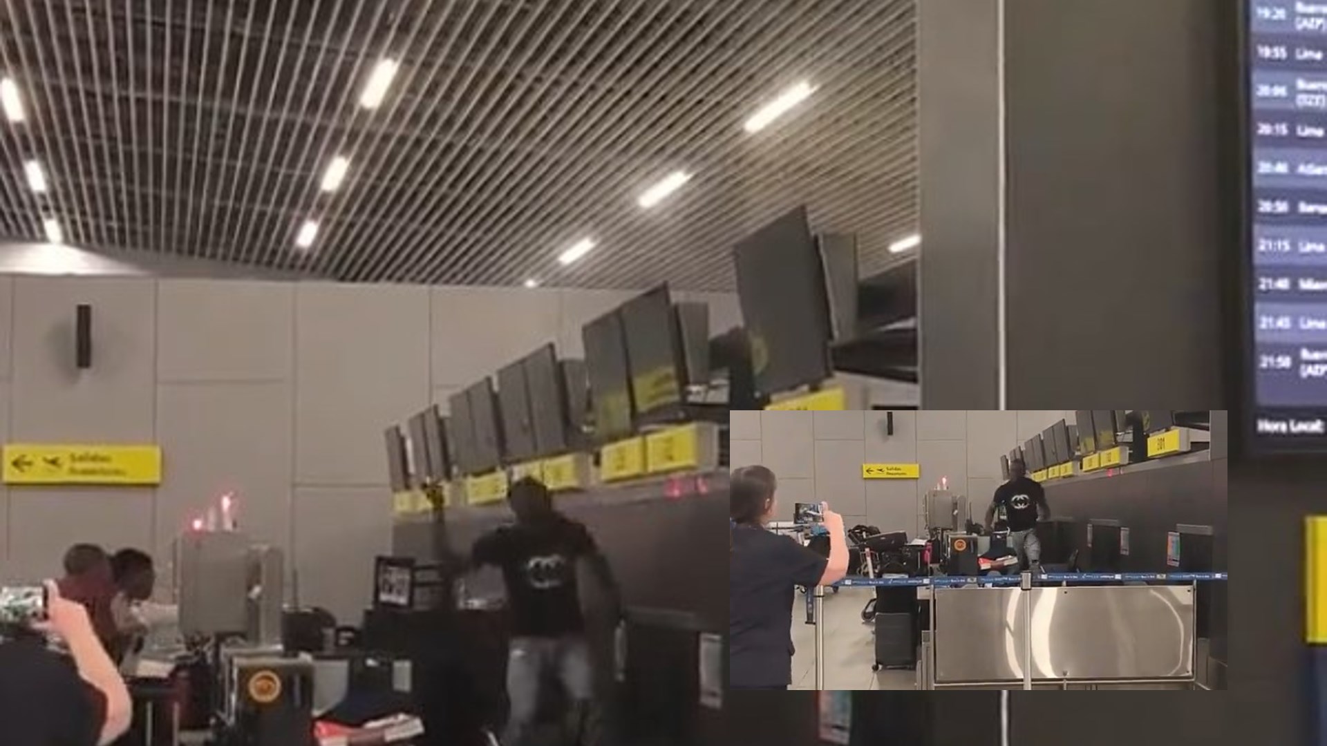 «Γυαλιά καρφιά» έκανε ένας ταξιδιώτης τον γκισέ αεροπορικής εταιρείας με ένα σφυρί – Καρέ καρέ η στιγμή που σπάει ότι βρει μπροστά του