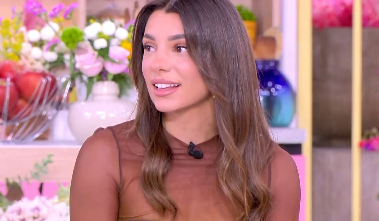 Συγκλονίζει η Μαριαλένα Ρουμελιώτη: «Σήμερα το πρωί σκοτώσανε κι άλλο γατάκι μας»