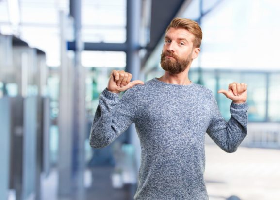 8 Διακριτικές συμπεριφορές των ανδρών που ενδιαφέρονται μόνο για τον εαυτό τους