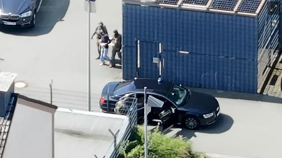 Γερμανία: Έπρεπε να είχε απελαθεί πέρυσι ο συλληφθείς για την σφαγή στο Ζόλινγκεν – Παραπέμπεται ως ύποπτος για τρομοκρατία