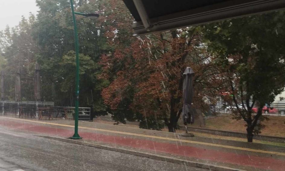 Κακοκαιρία: Μήνυμα από το 112 στα Τρίκαλα – «Περιορίστε τις μετακινήσεις σας» – Δείτε βίντεο